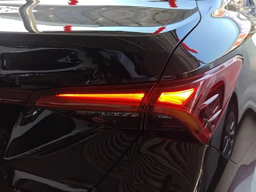 Toyota Avalon 2024 из CN, фото 2