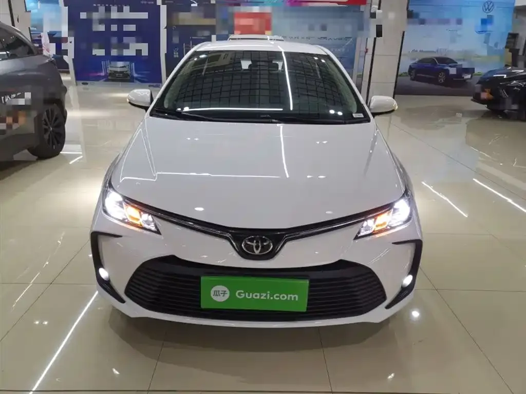 Toyota Corolla 2024 из CN, фото 3
