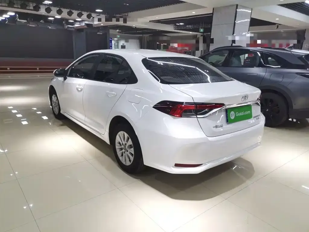 Toyota Corolla 2024 из CN, фото 5