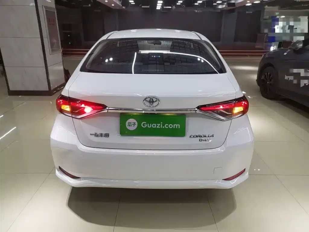 Toyota Corolla 2024 из CN, фото 6