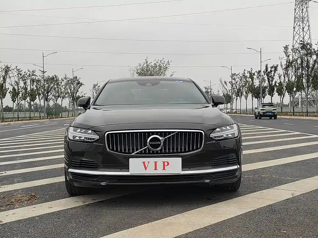 Volvo S90 PHEV 2021 из CN, фото 2