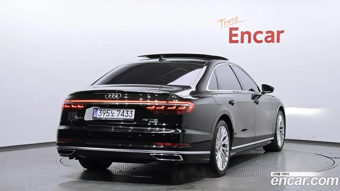 Audi A8 — фото 4