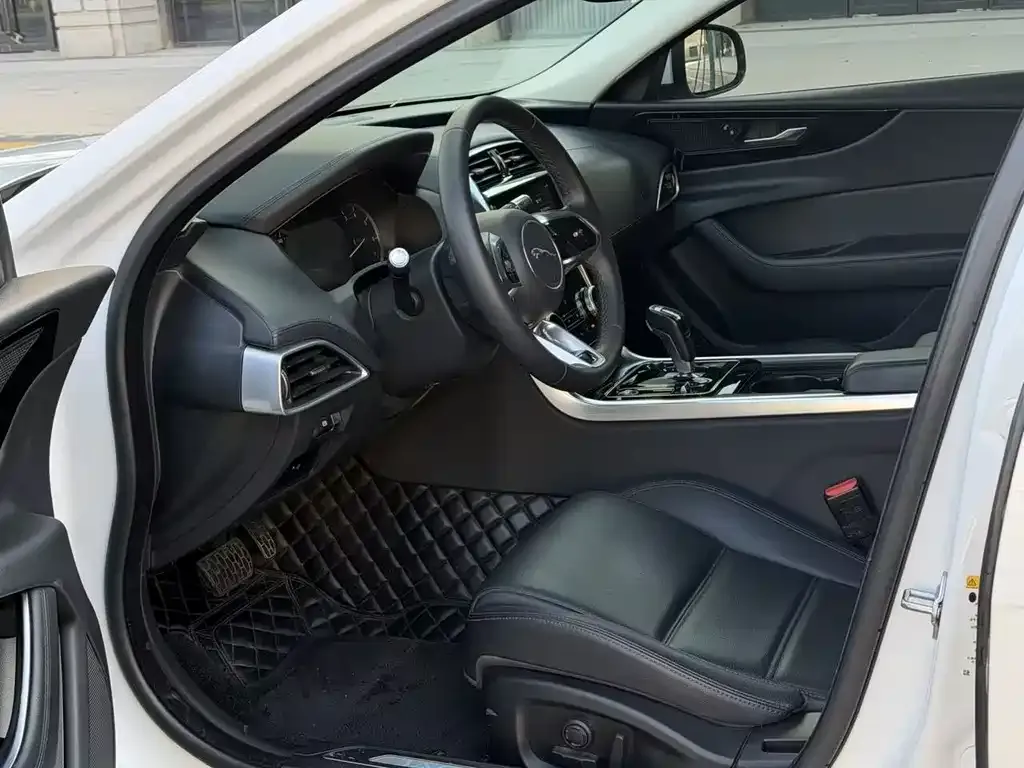 Jaguar XEL 2021 из CN, фото 5