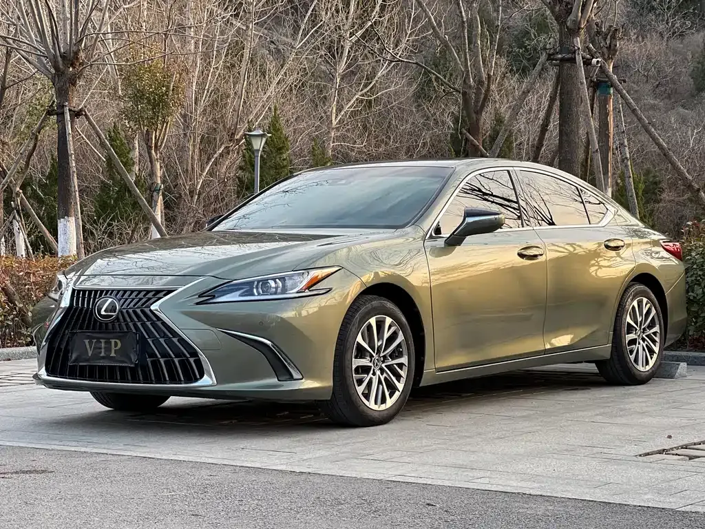 Lexus ES 2022 из CN, фото 1