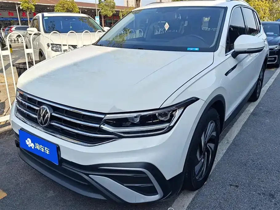 Volkswagen Tiguan L 2022 из CN, фото 1
