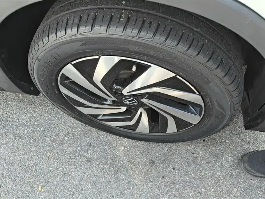 Volkswagen Tiguan L 2022 из CN, фото 6