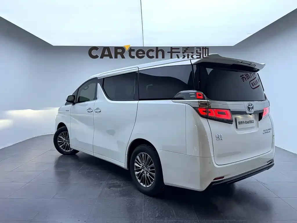 Toyota Vellfire 2021 из CN, фото 2
