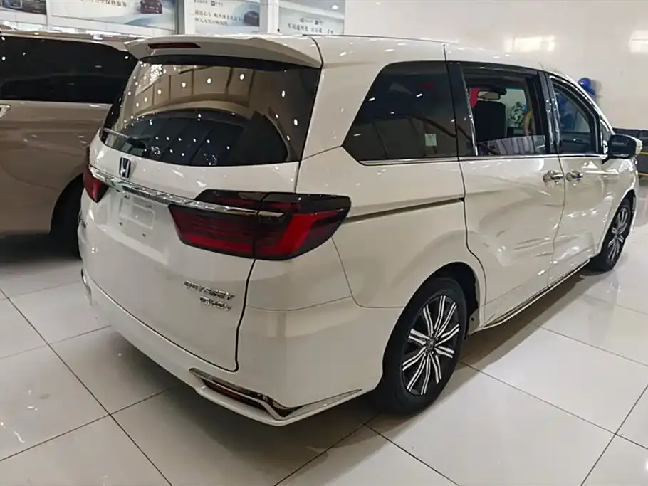 Honda Odyssey 2022 из CN, фото 4