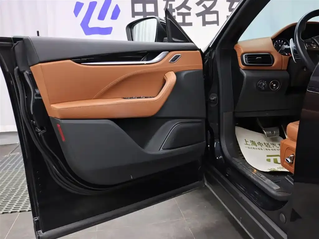 Maserati Levante 2023 из CN, фото 7