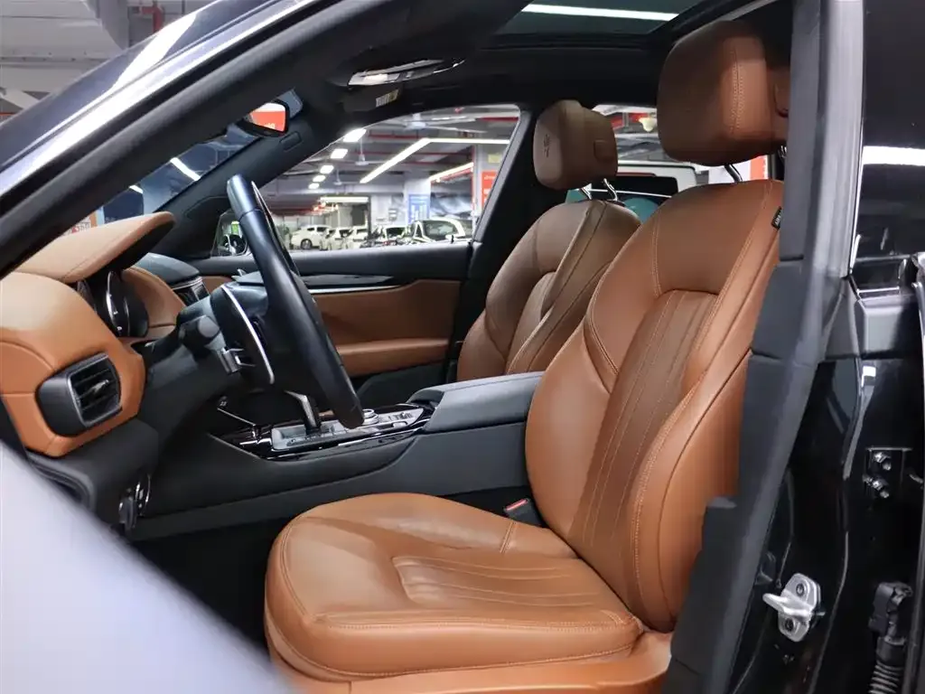 Maserati Levante 2023 из CN, фото 9