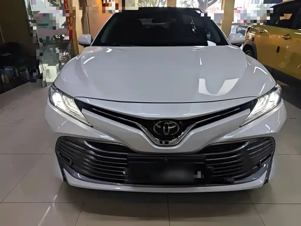 Toyota Camry 2021 из CN, фото 6