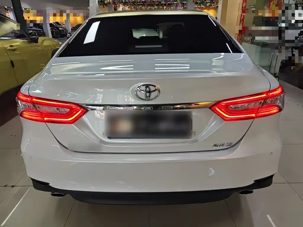 Toyota Camry 2021 из CN, фото 8