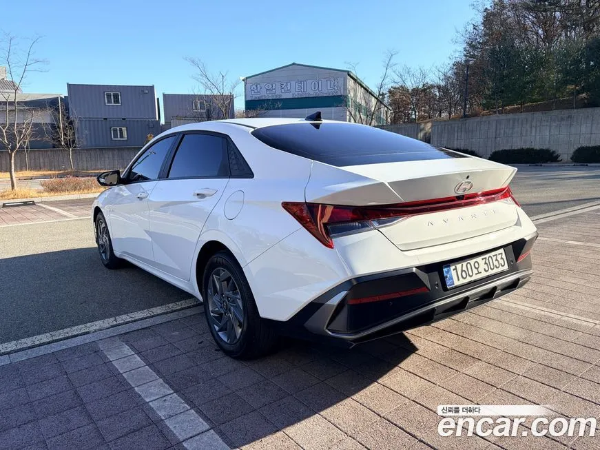 Hyundai AVANTE — фото 5