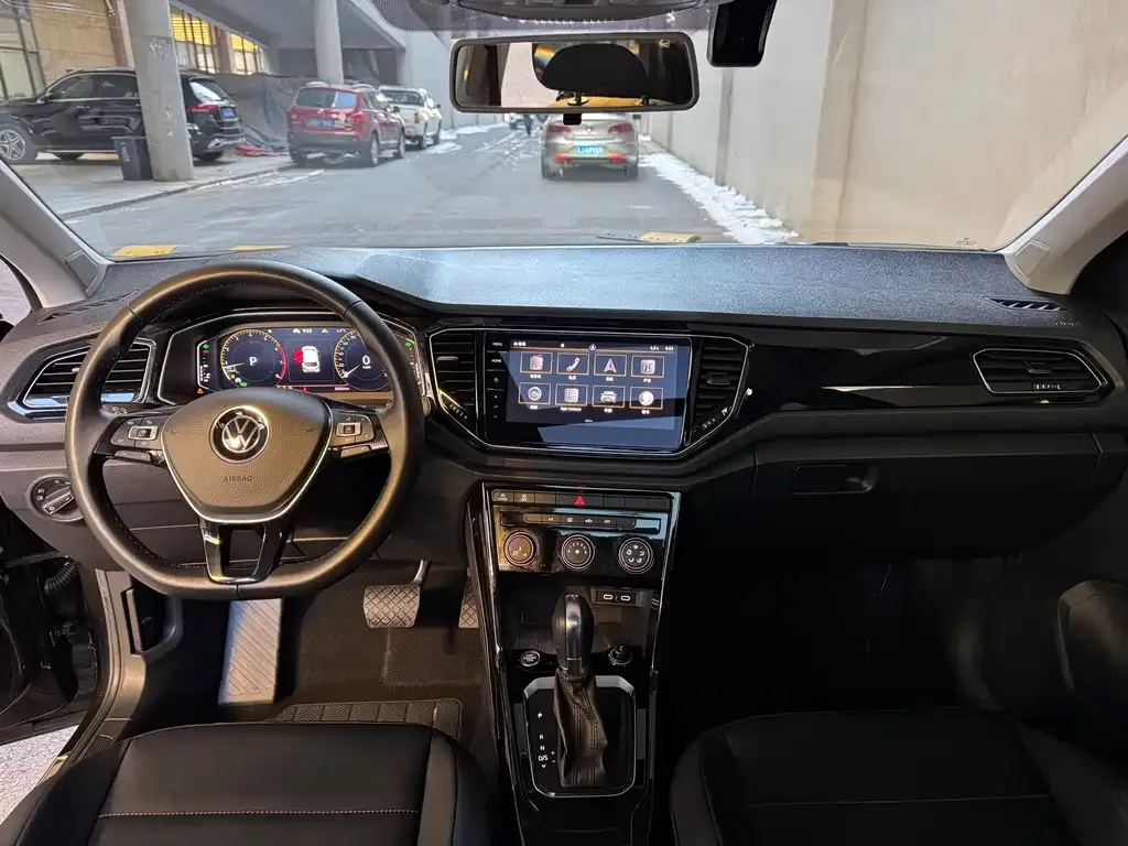 Volkswagen T-Roc 2022 из CN, фото 9