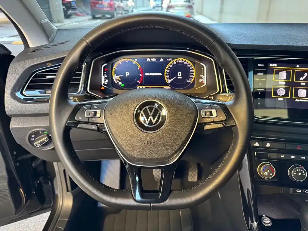 Volkswagen T-Roc 2022 из CN, фото 7
