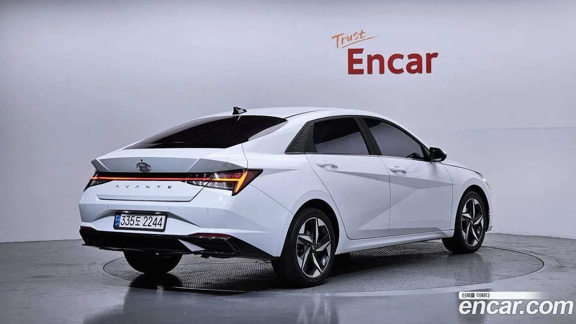 Hyundai AVANTE — фото 8