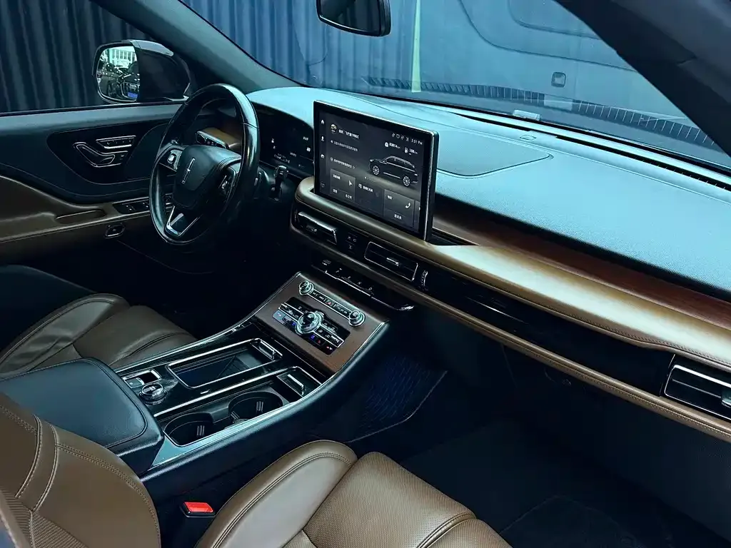 Lincoln Aviator 2021 из CN, фото 6