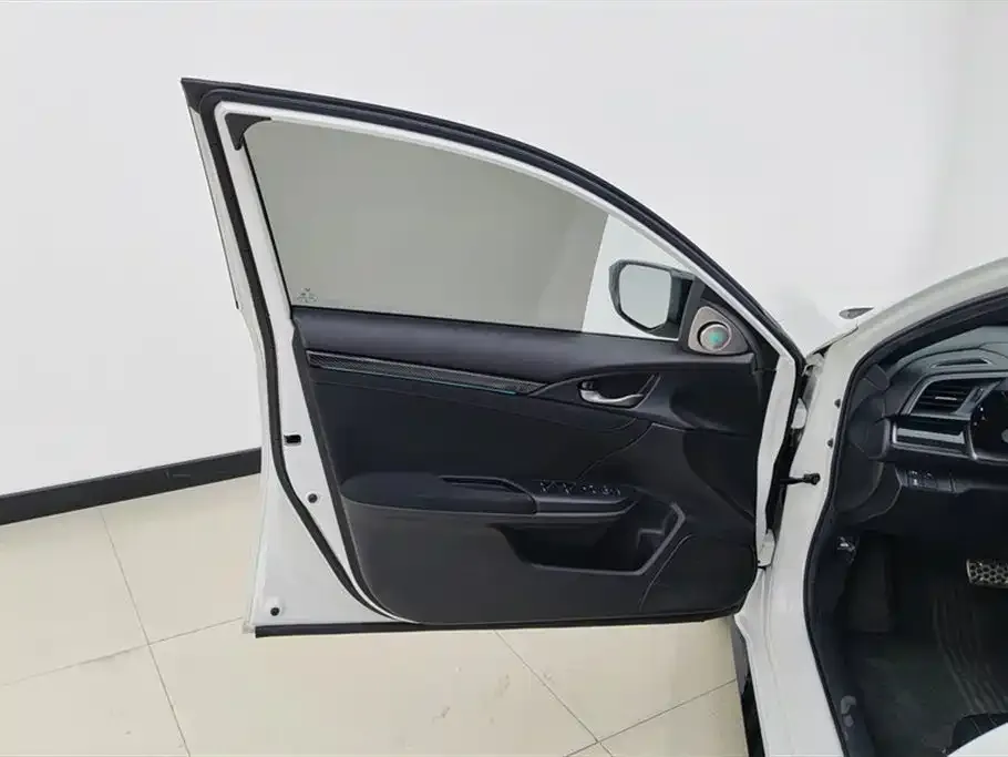 Honda Civic 2021 из CN, фото 7