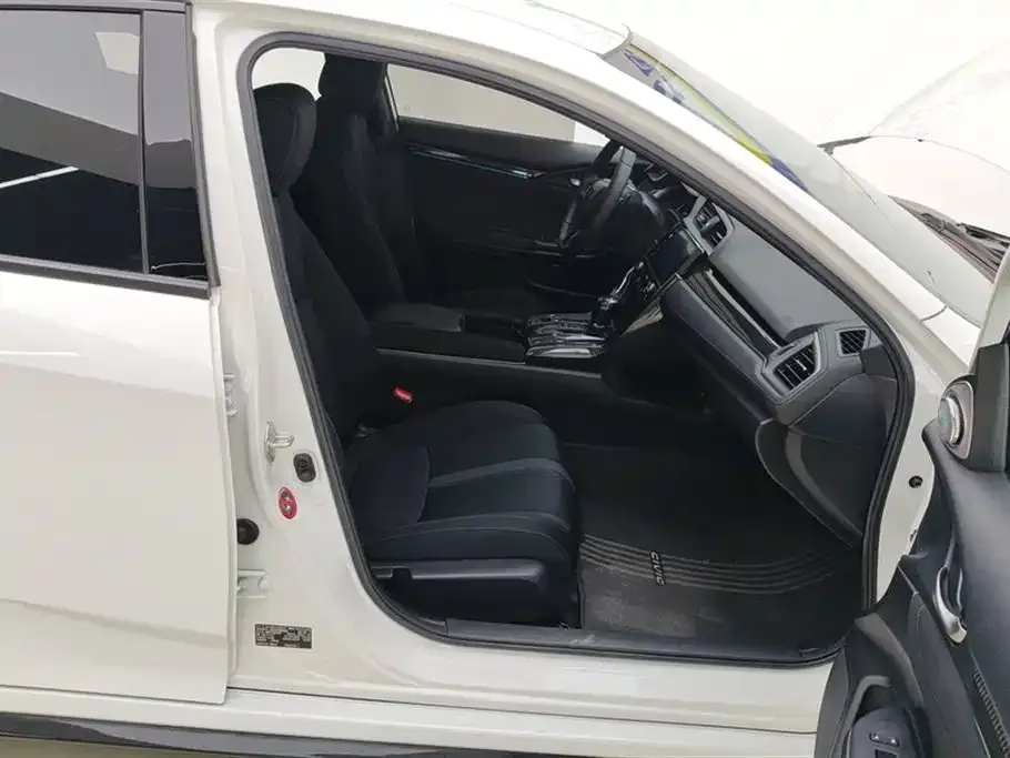 Honda Civic 2021 из CN, фото 8