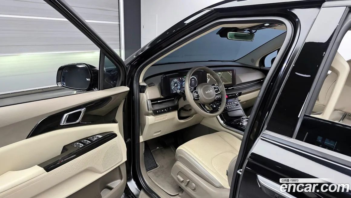 Kia Carnival — фото 9