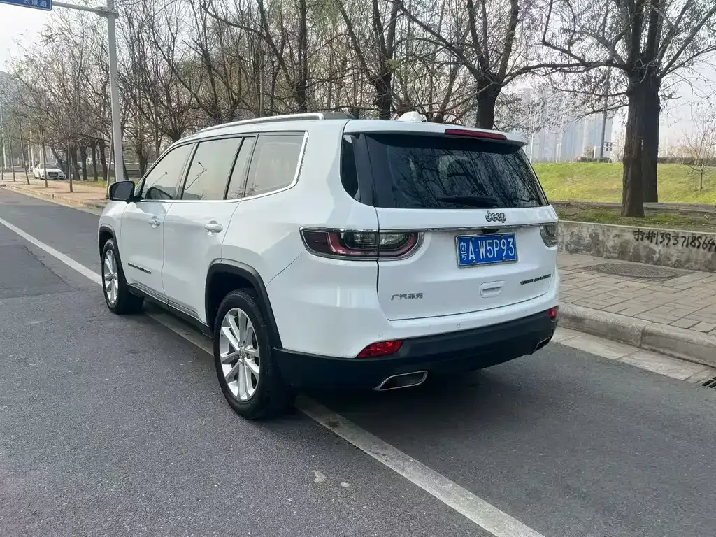 Jeep Grand Commander 2021 из CN, фото 9
