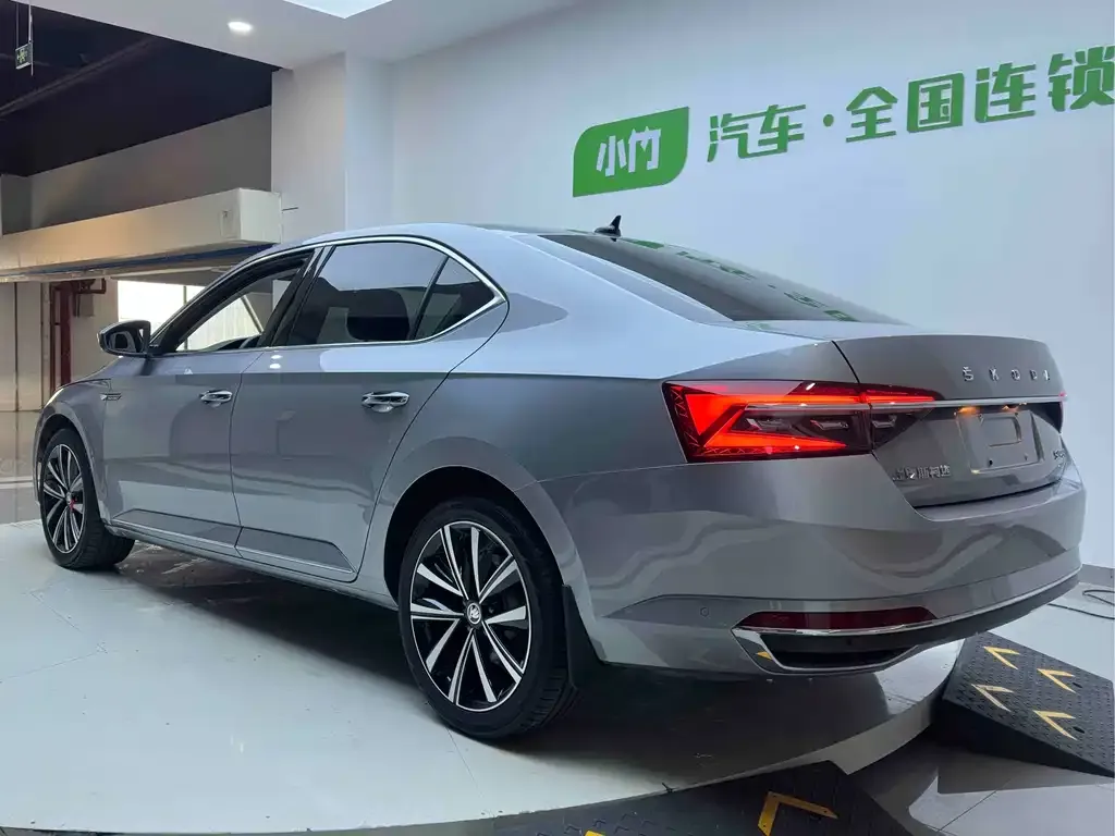 Skoda Superb 2022 из CN, фото 6