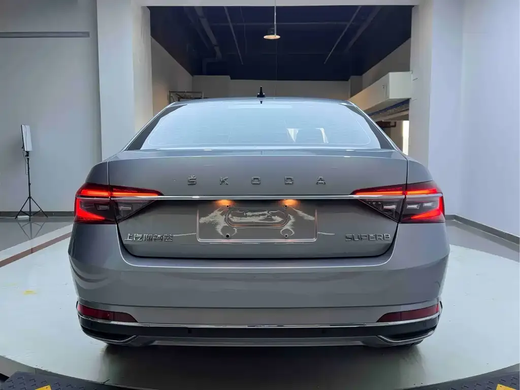Skoda Superb 2022 из CN, фото 5