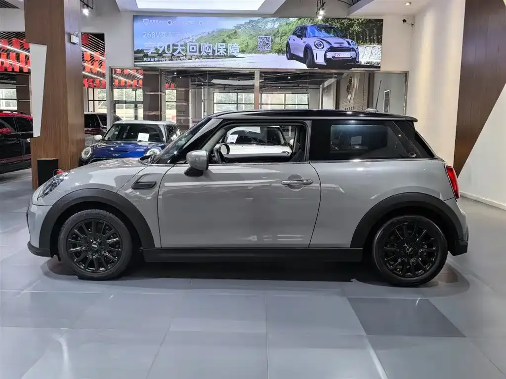 MINI Cooper (3-door) 2021 из CN, фото 2