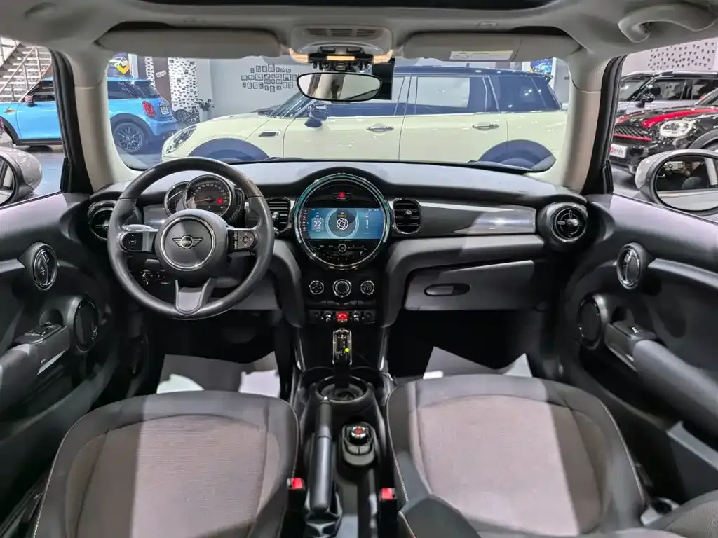 MINI Cooper (3-door) 2021 из CN, фото 3