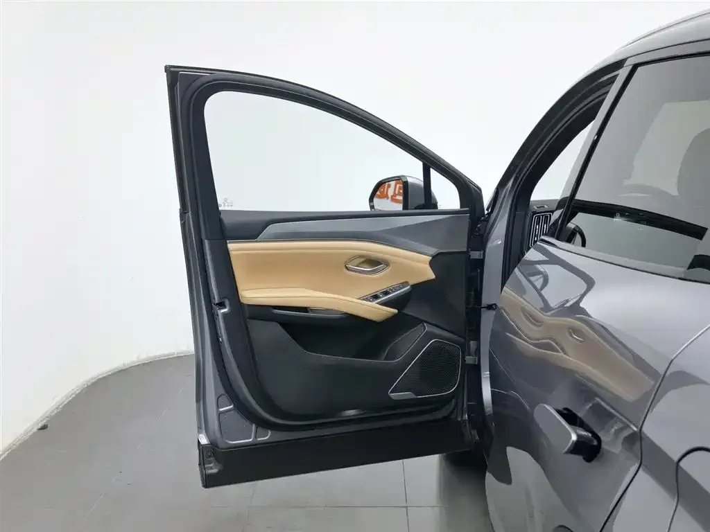BYD L DM-i 2025 из CN, фото 5