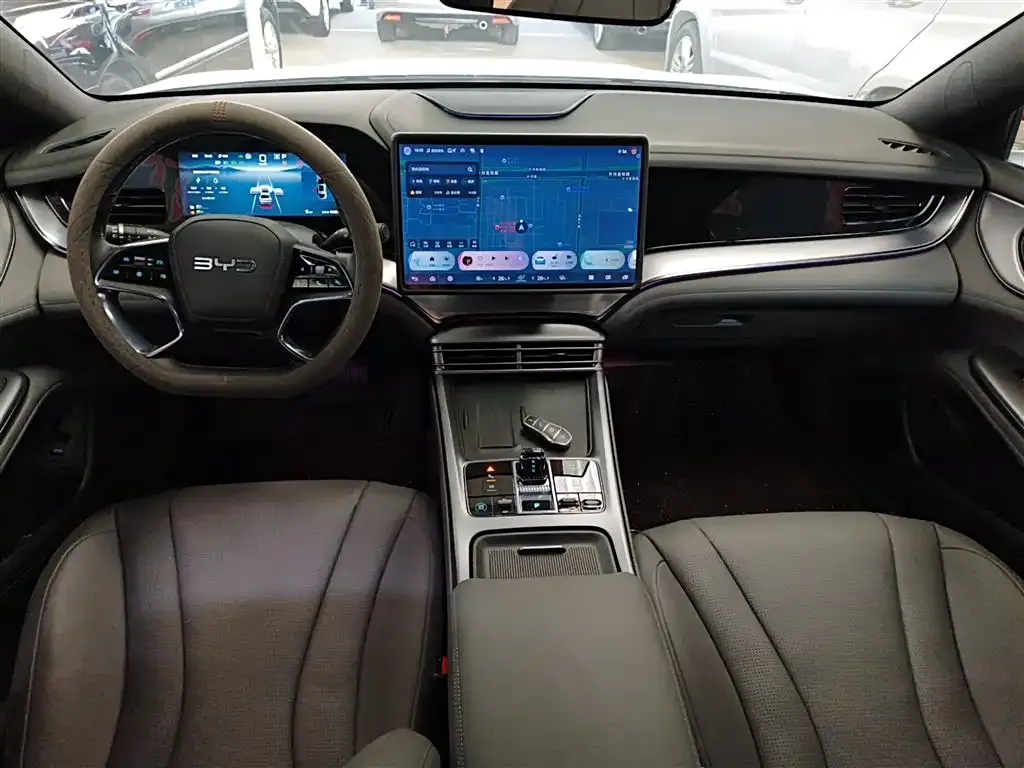 BYD Seal 07 DM-i 2024 из CN, фото 8