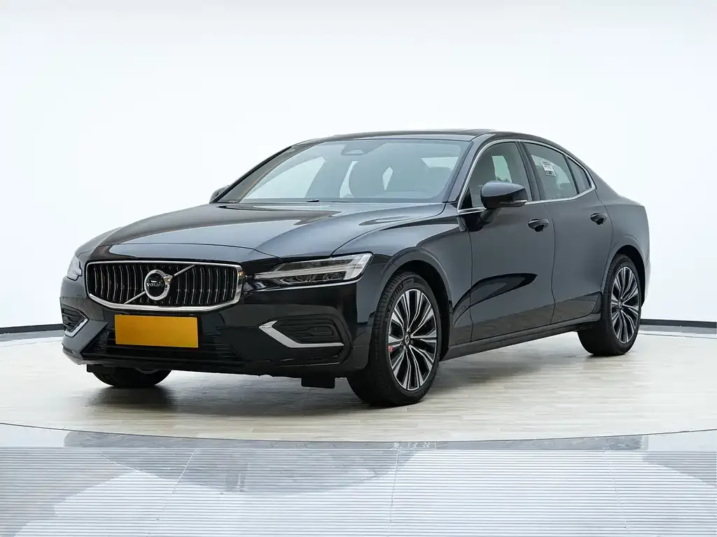 Volvo S60 2026 из CN, фото 1