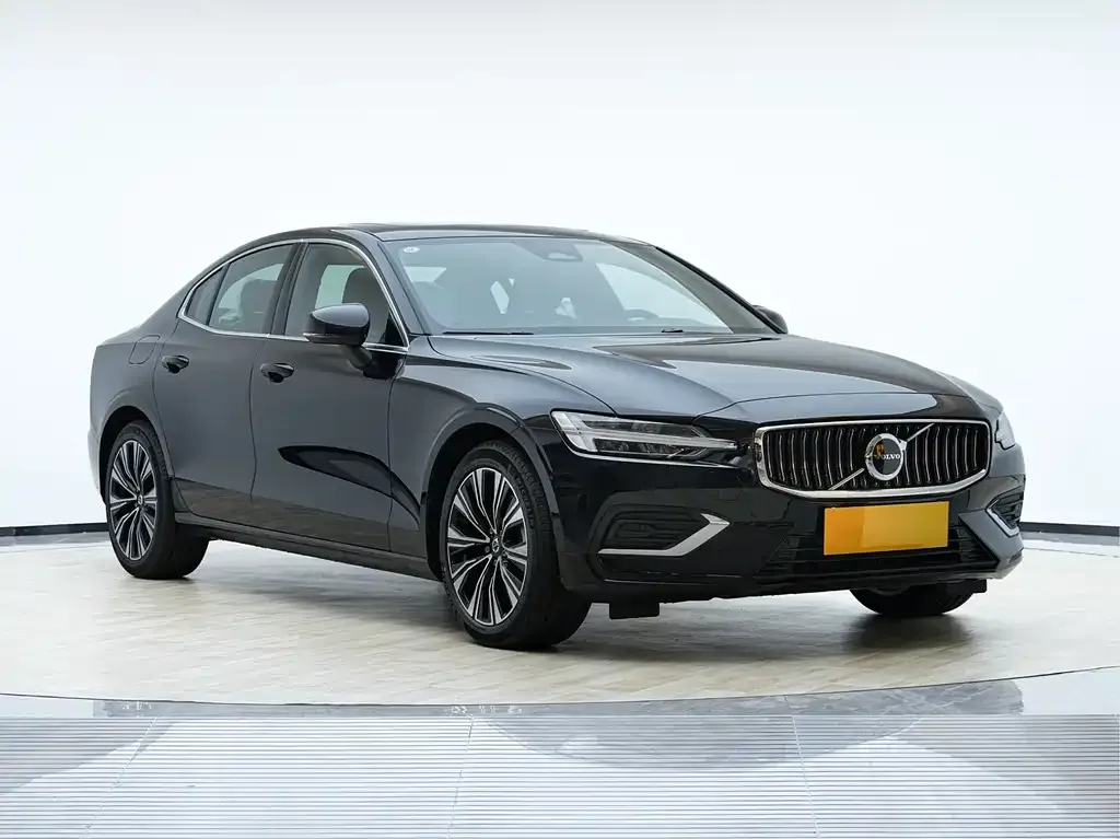 Volvo S60 2026 из CN, фото 8
