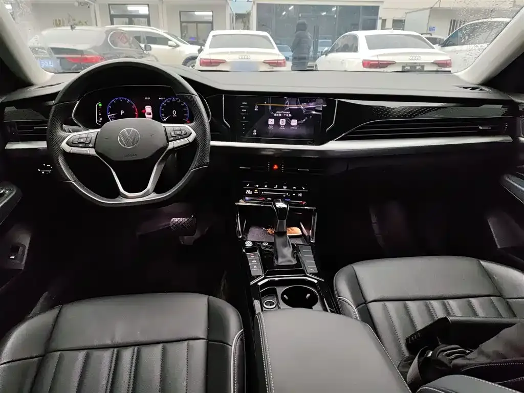 Volkswagen Passat 2022 из CN, фото 10