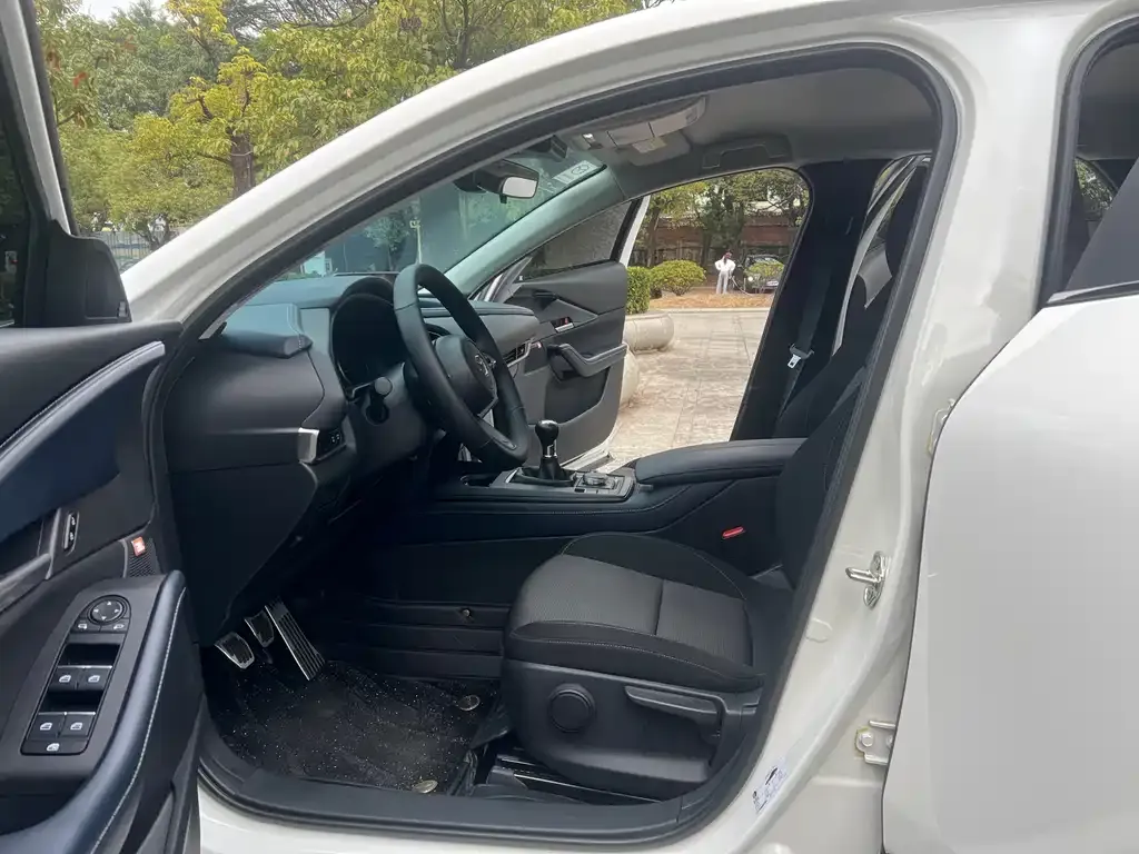 Mazda CX-30 2025 из CN, фото 7
