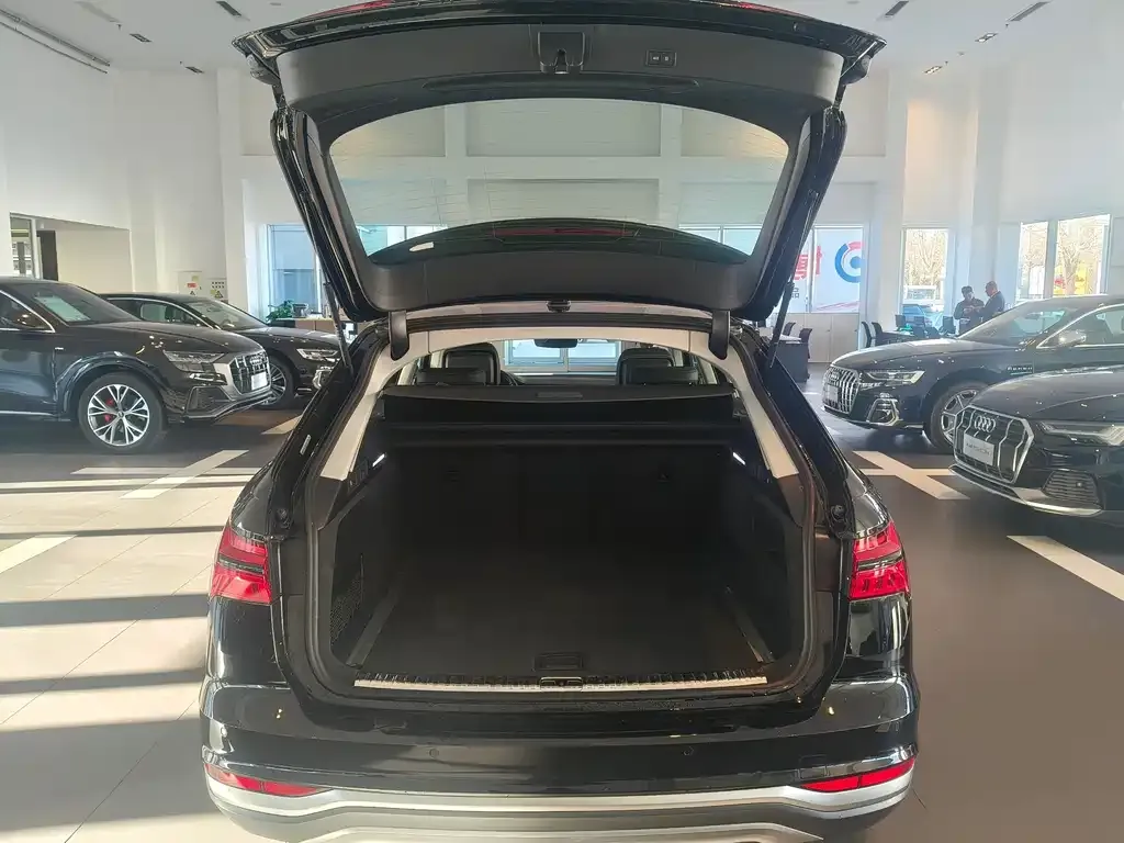 Audi A6 (Import) 2025 из CN, фото 9