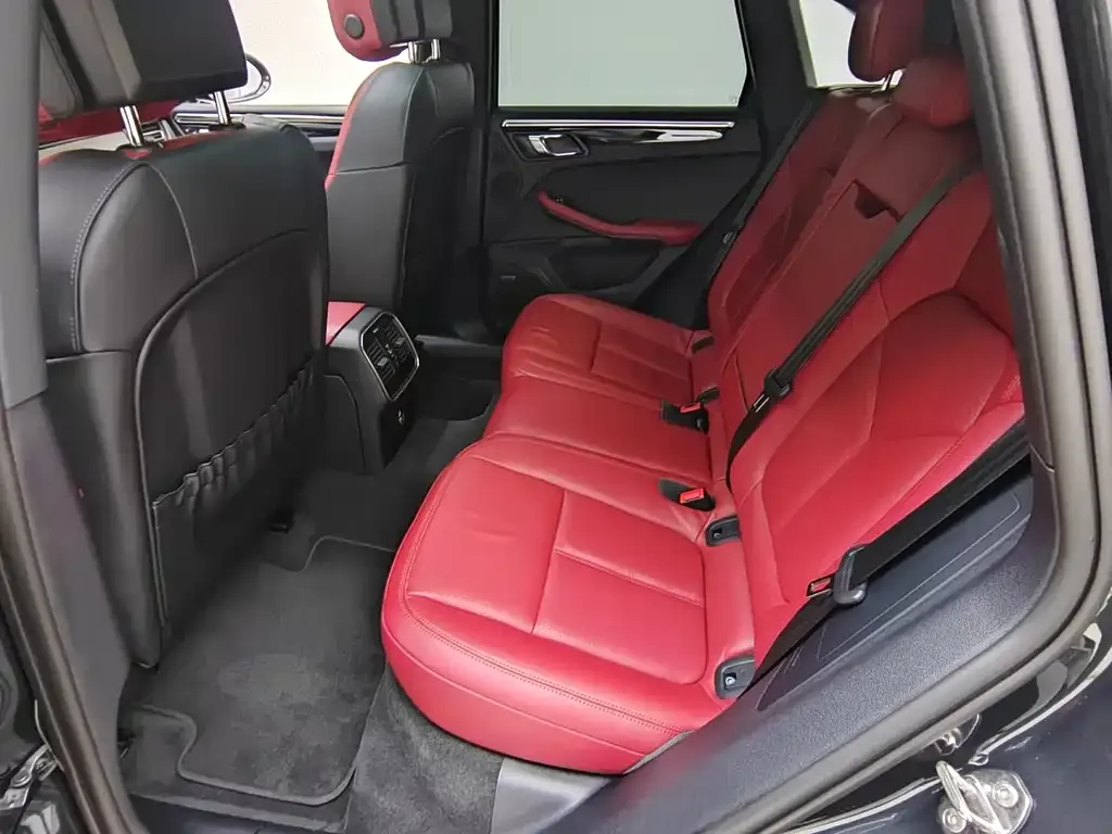 Porsche Macan 2022 из CN, фото 7