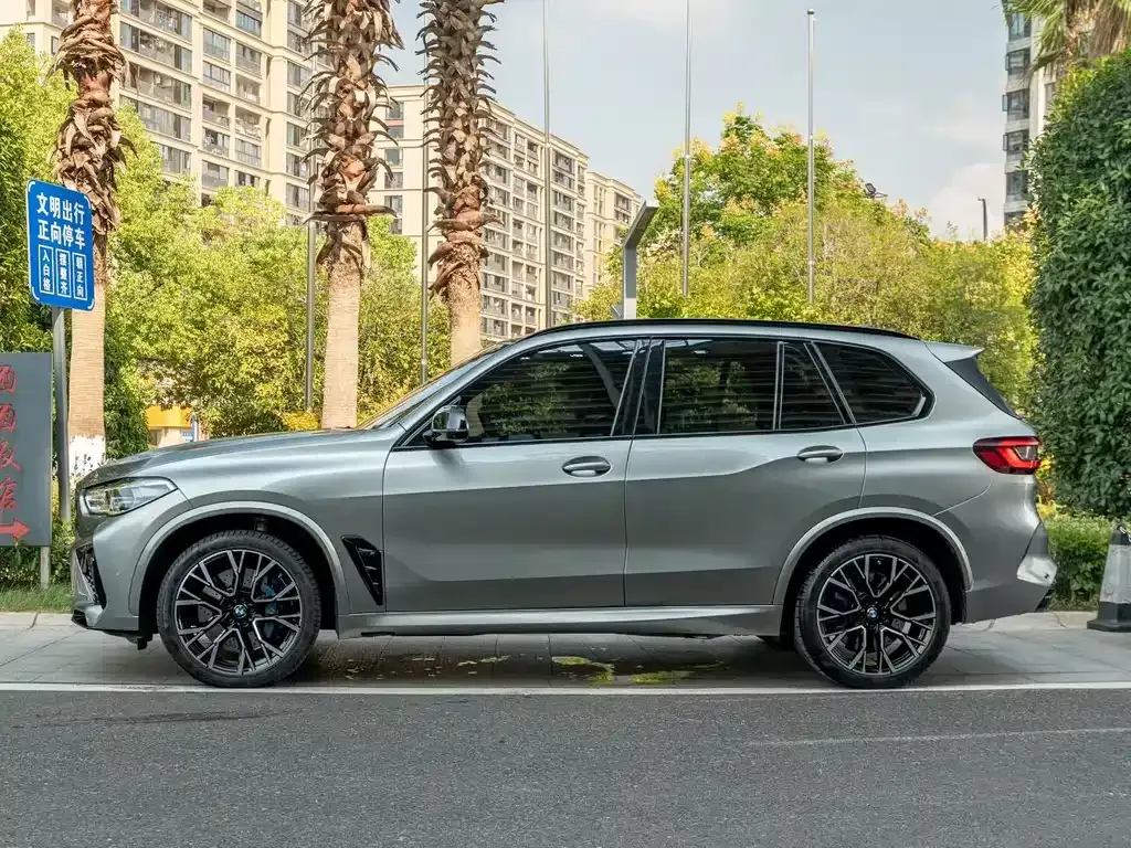 BMW X5 M 2022 из CN, фото 9