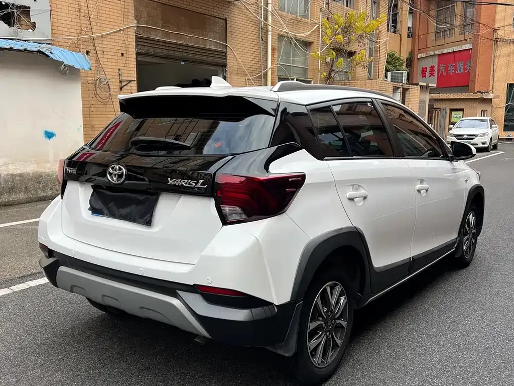 Toyota Yaris L 2023 из CN, фото 4