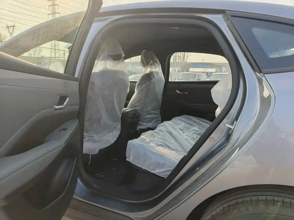 BYD Qin PLUS 2025 из CN, фото 6