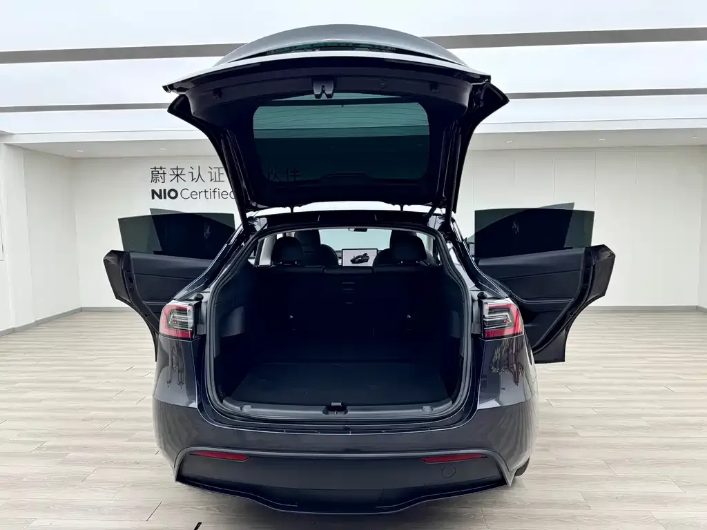 Tesla Model Y 2024 из CN, фото 8