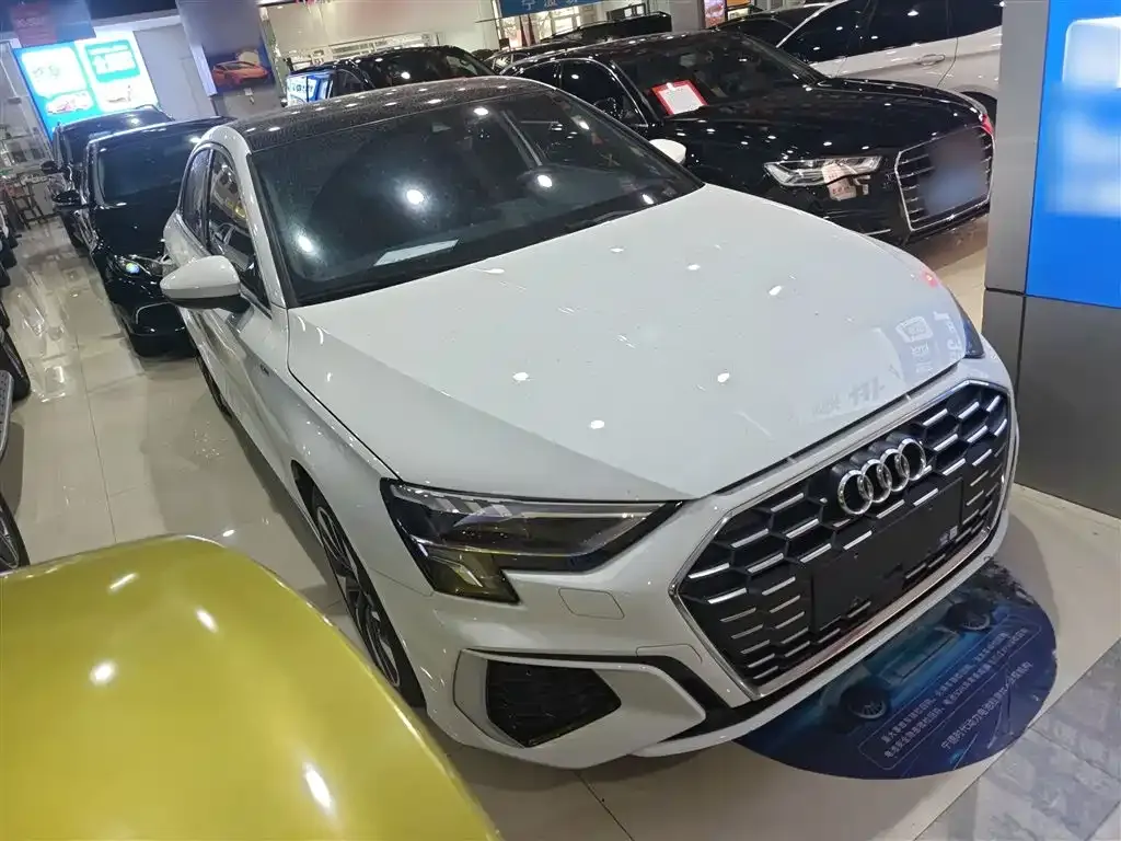 Audi A3 2023 из CN, фото 9