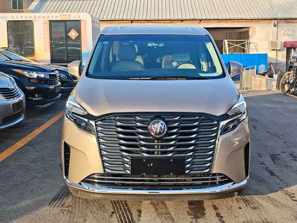 Buick GL8 2024 из CN, фото 9