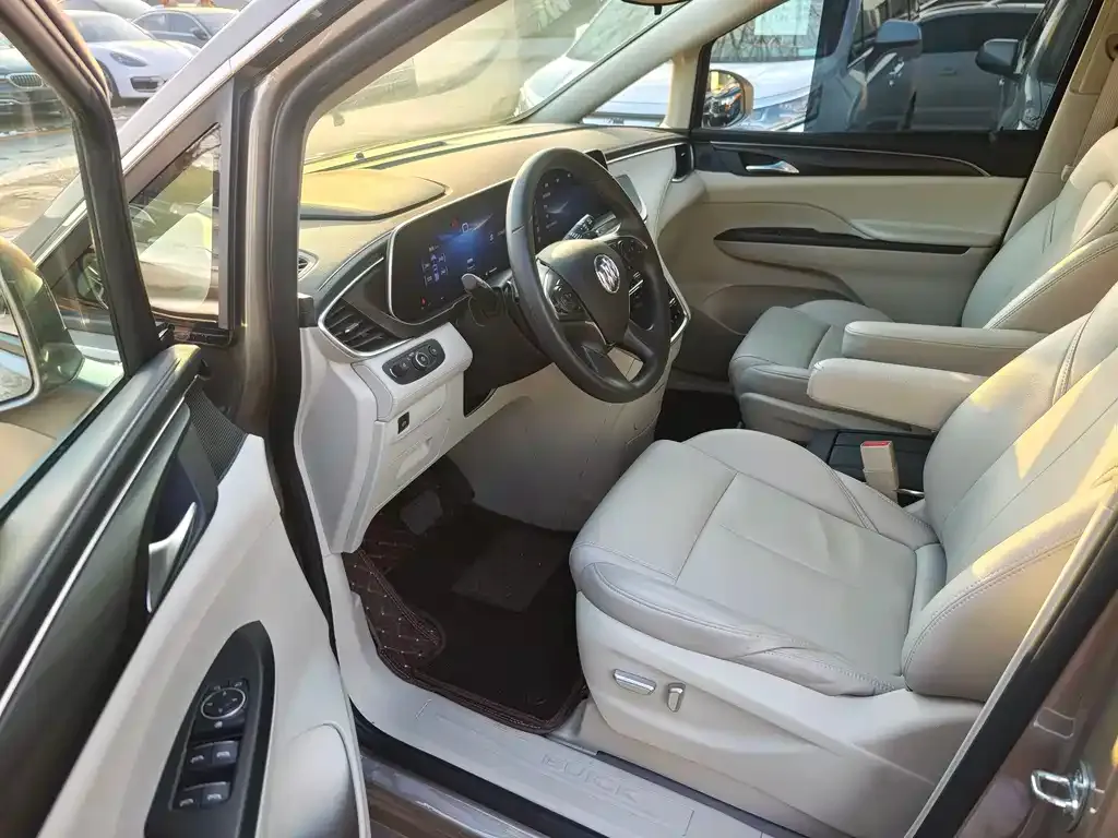Buick GL8 2024 из CN, фото 5