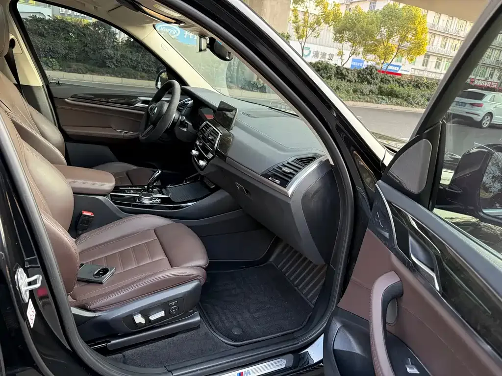 BMW X3 2021 из CN, фото 8