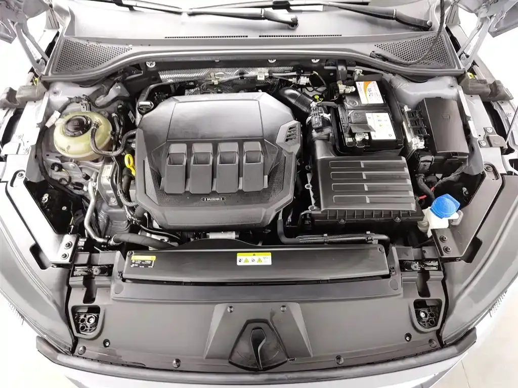 Volkswagen CC 2022 из CN, фото 10