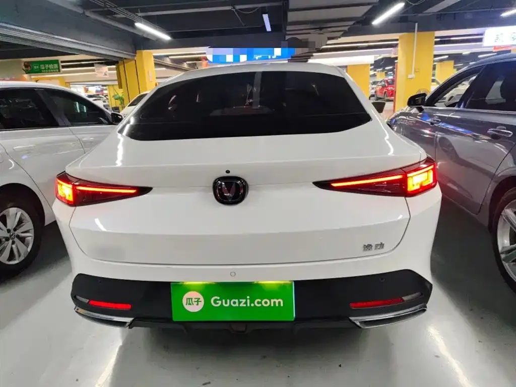 Changan Eado — фото 3