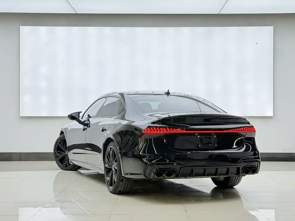 Audi A7L 2024 из CN, фото 3