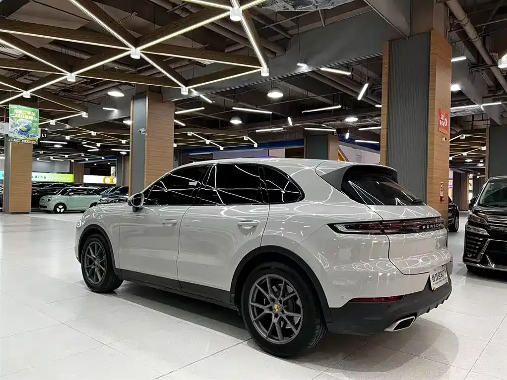 Porsche Cayenne 2025 из CN, фото 5
