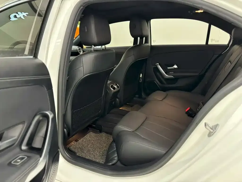 Mercedes-Benz A-Class 2022 из CN, фото 6